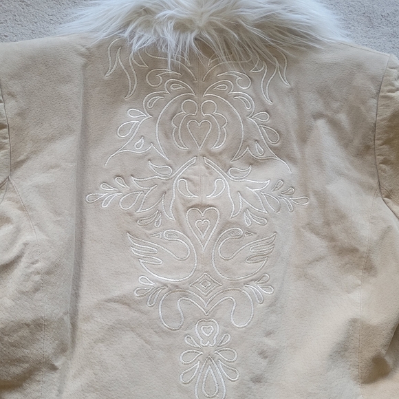 NWT Mix It Embroidered Tan Leather Fur Lined Penny Lane/Afghan Coat - Picture 3 of 13